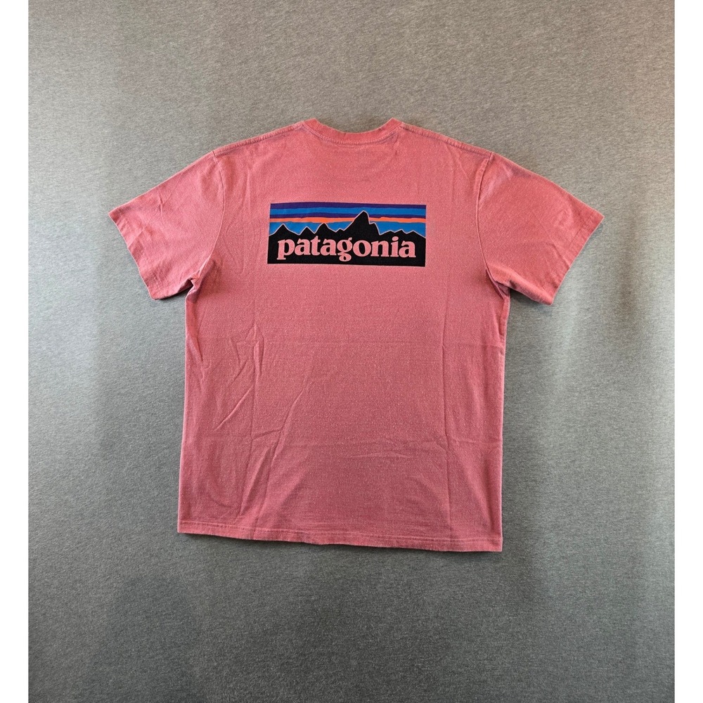 Patagonia Responsibili-Tee Mens Large Pink P-6 Logo Short Sleeve Shirt 39174